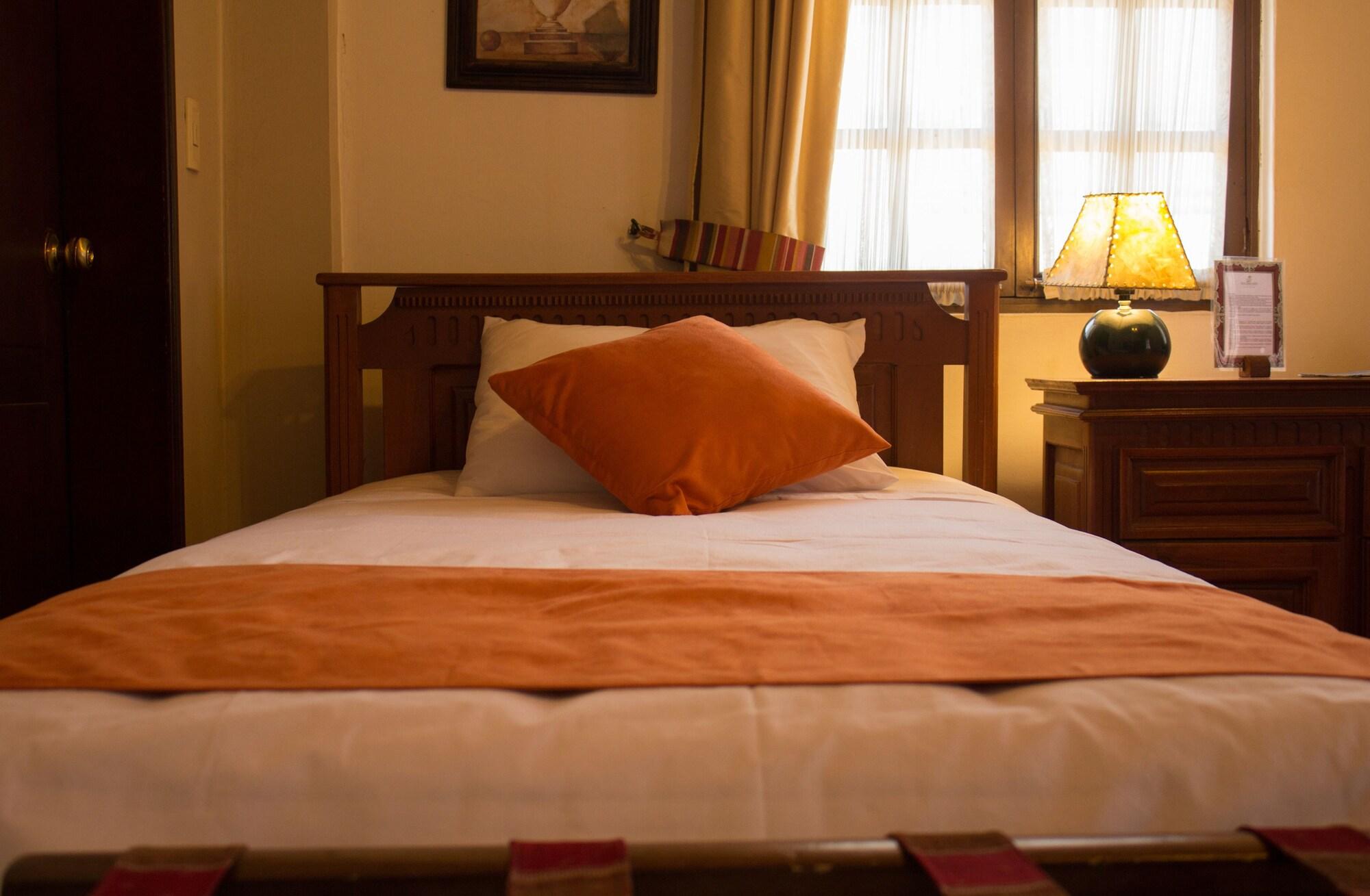 Kituandes Hotel Quito Buitenkant foto