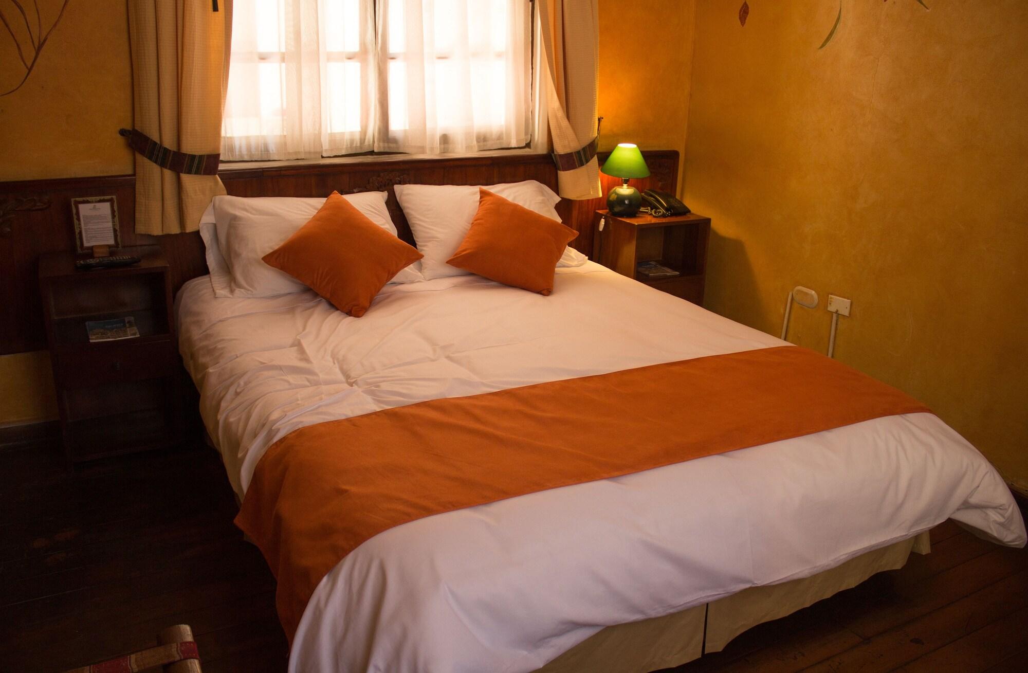 Kituandes Hotel Quito Buitenkant foto
