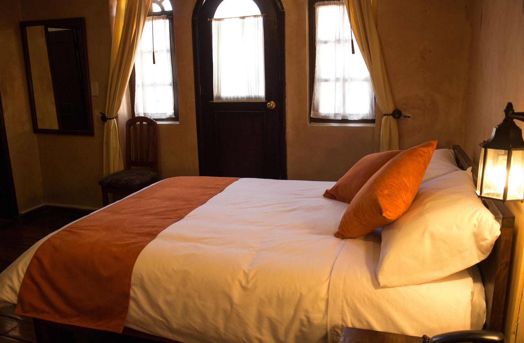 Kituandes Hotel Quito Buitenkant foto