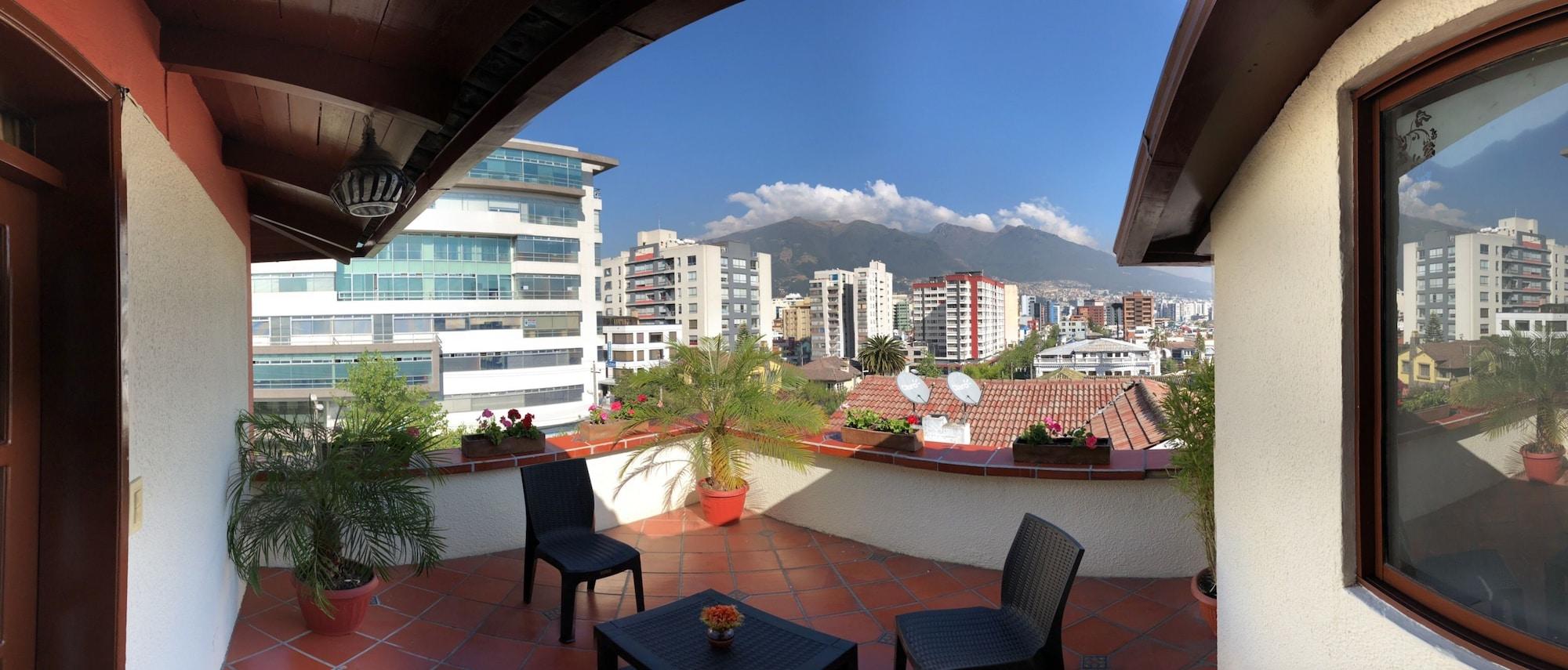Kituandes Hotel Quito Buitenkant foto