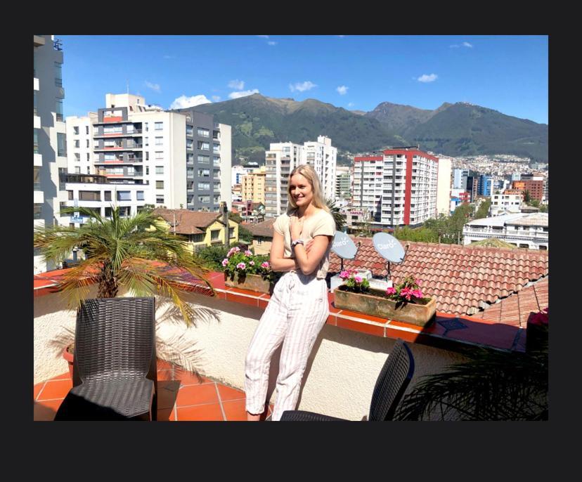 Kituandes Hotel Quito Buitenkant foto