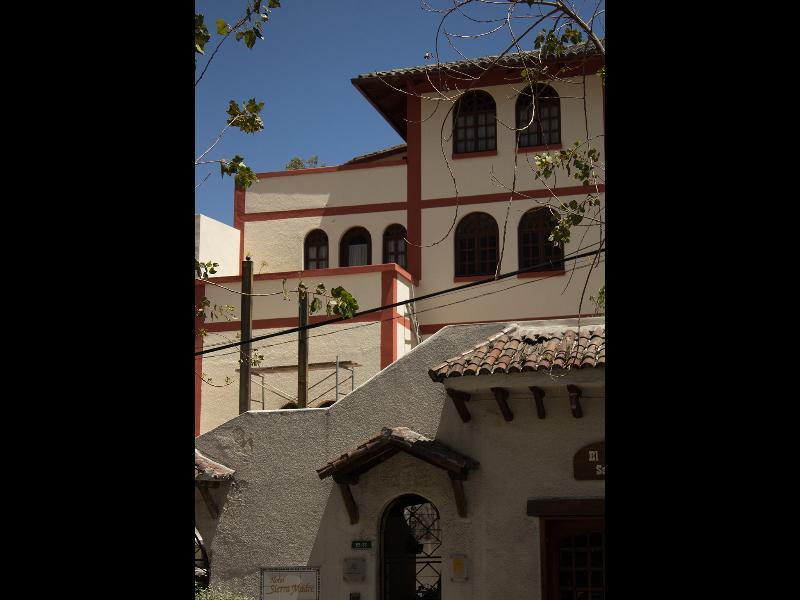Kituandes Hotel Quito Buitenkant foto